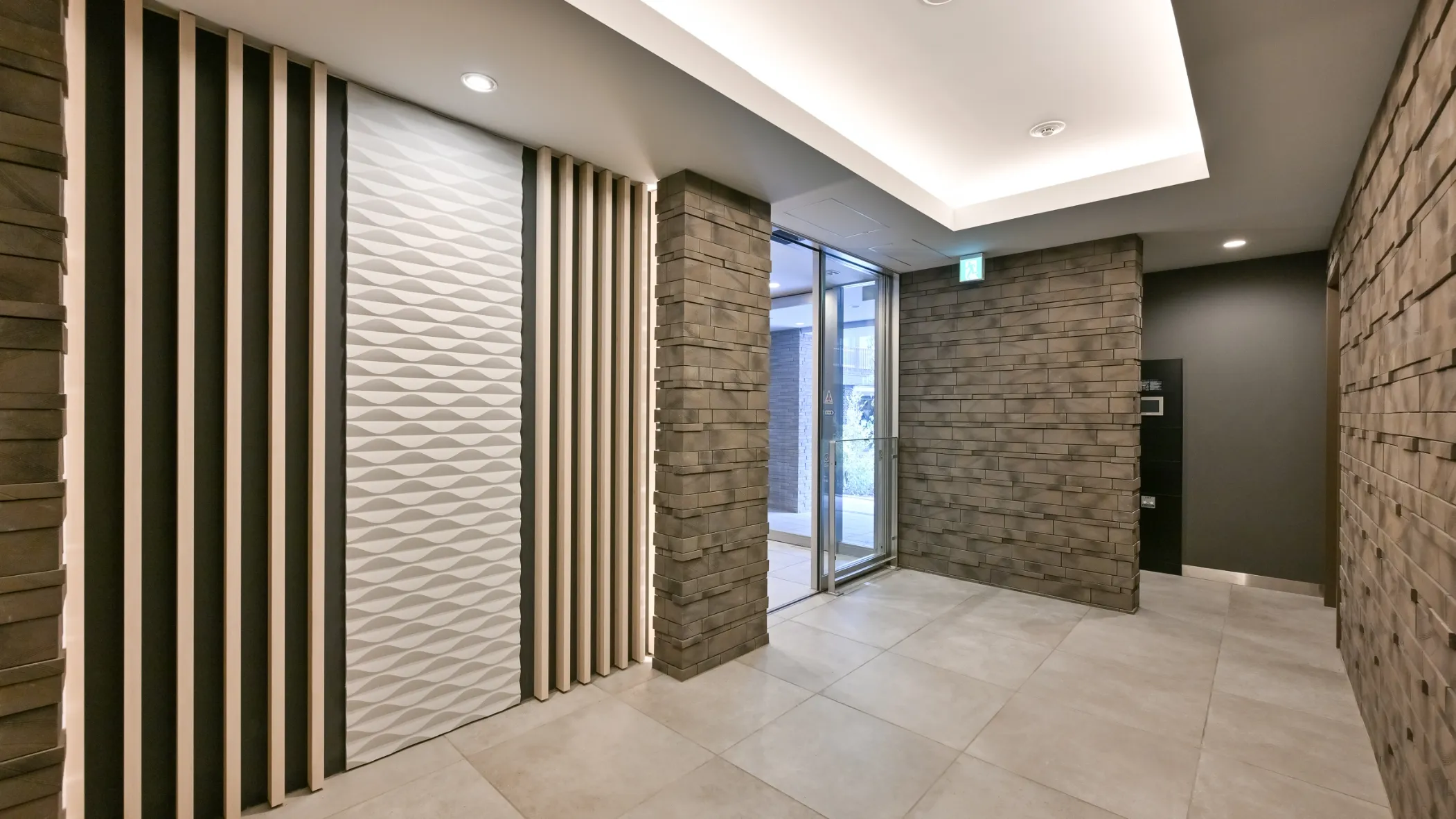 エントランスホール